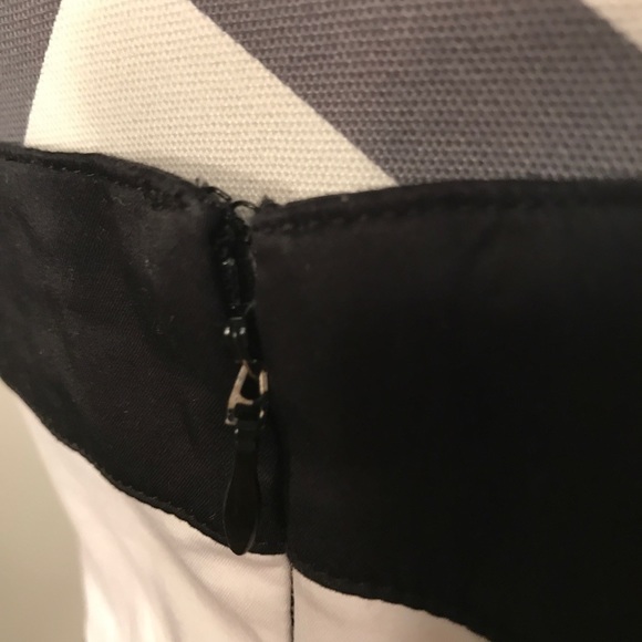 New York & Co Strapless Dress With Pockets… - Picture 8 of 8